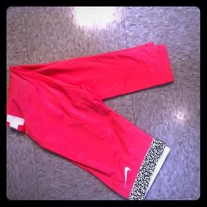 Nike pro hot pink leggings size L